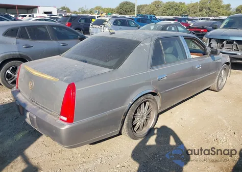 2007 Cadillac Dts Luxury Ii z USA, uszkodzony, nr VIN 1G6KD57YX7U141170
